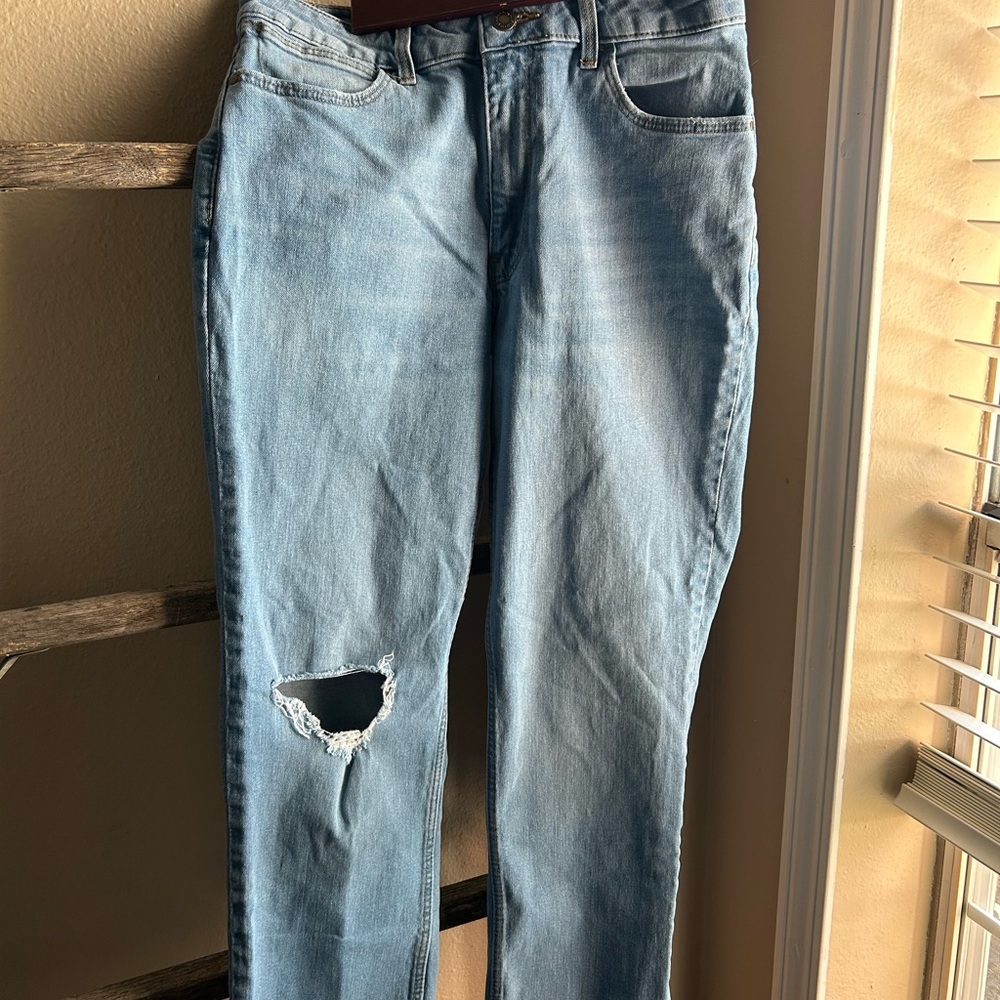 Wrangler Light Blue Straight Jeans with Distressed Detail- High Rise Crop Jeans